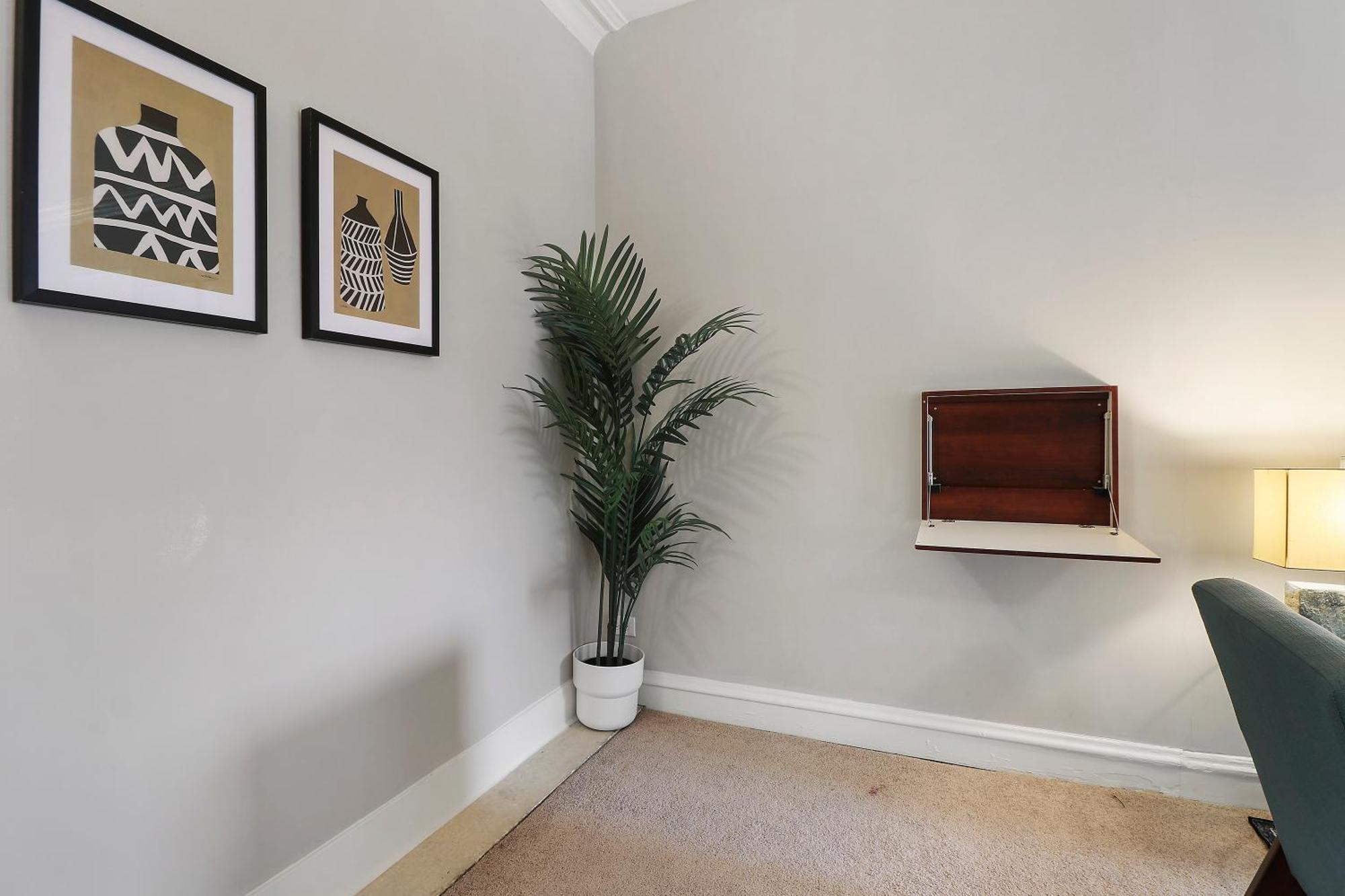 Elegant 1br Hyde Park - Windermere 310 Apartment