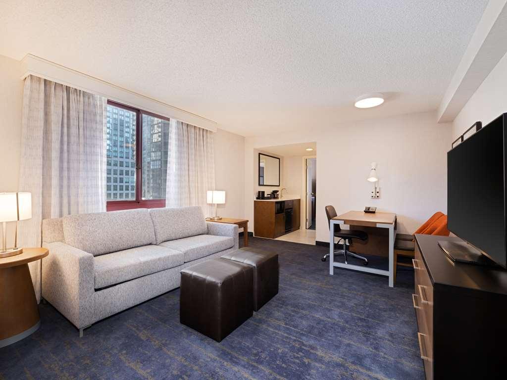 Embassy - Downtown River North Hotel Chicago
