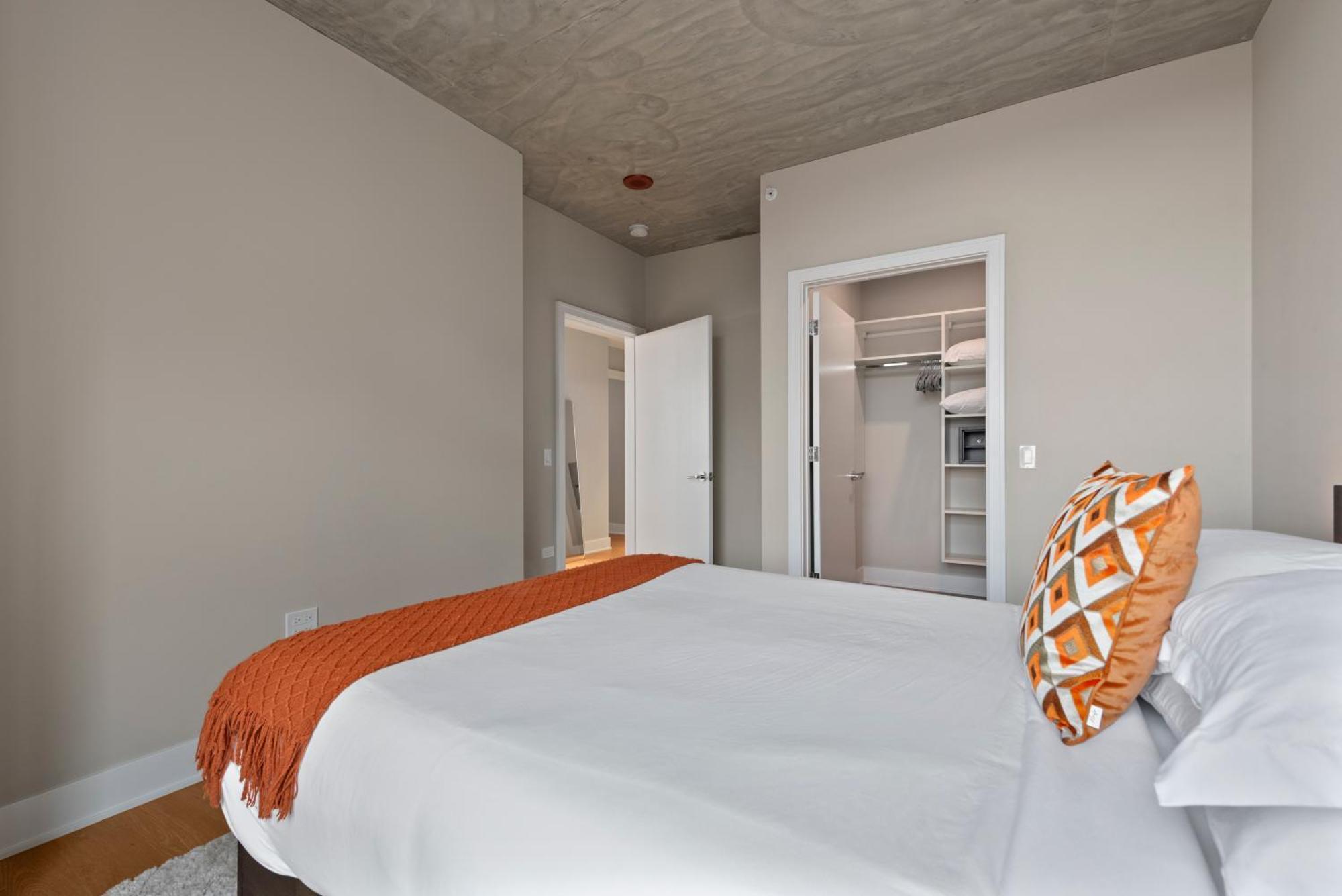 Apartment Sage Modern Near Union Park In West Loop