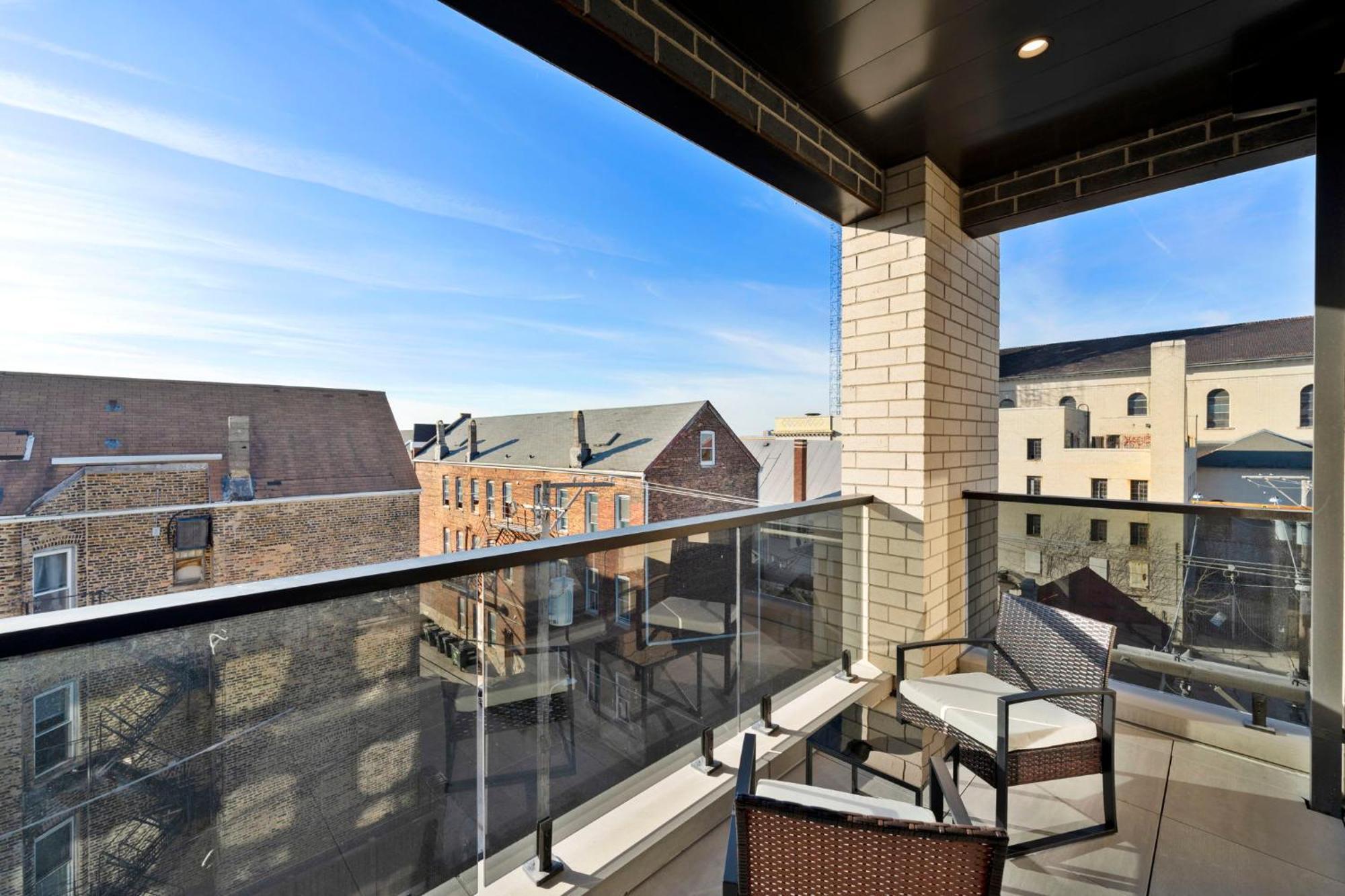 Apartamento Contemporary Luxury: New 3br 2ba Stylish Haven *