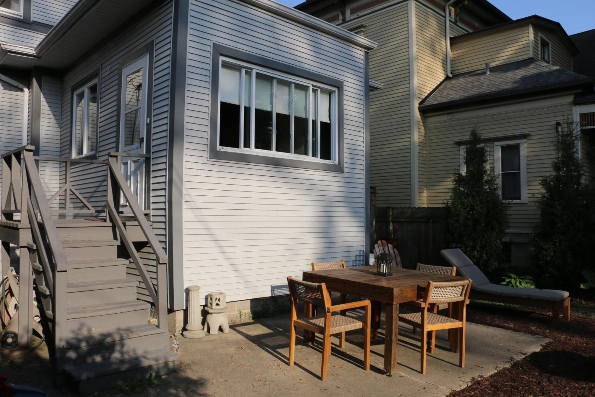 Holiday home Historic With Outdoor Hot Tub Near Downtown In Public Transportation Hub *