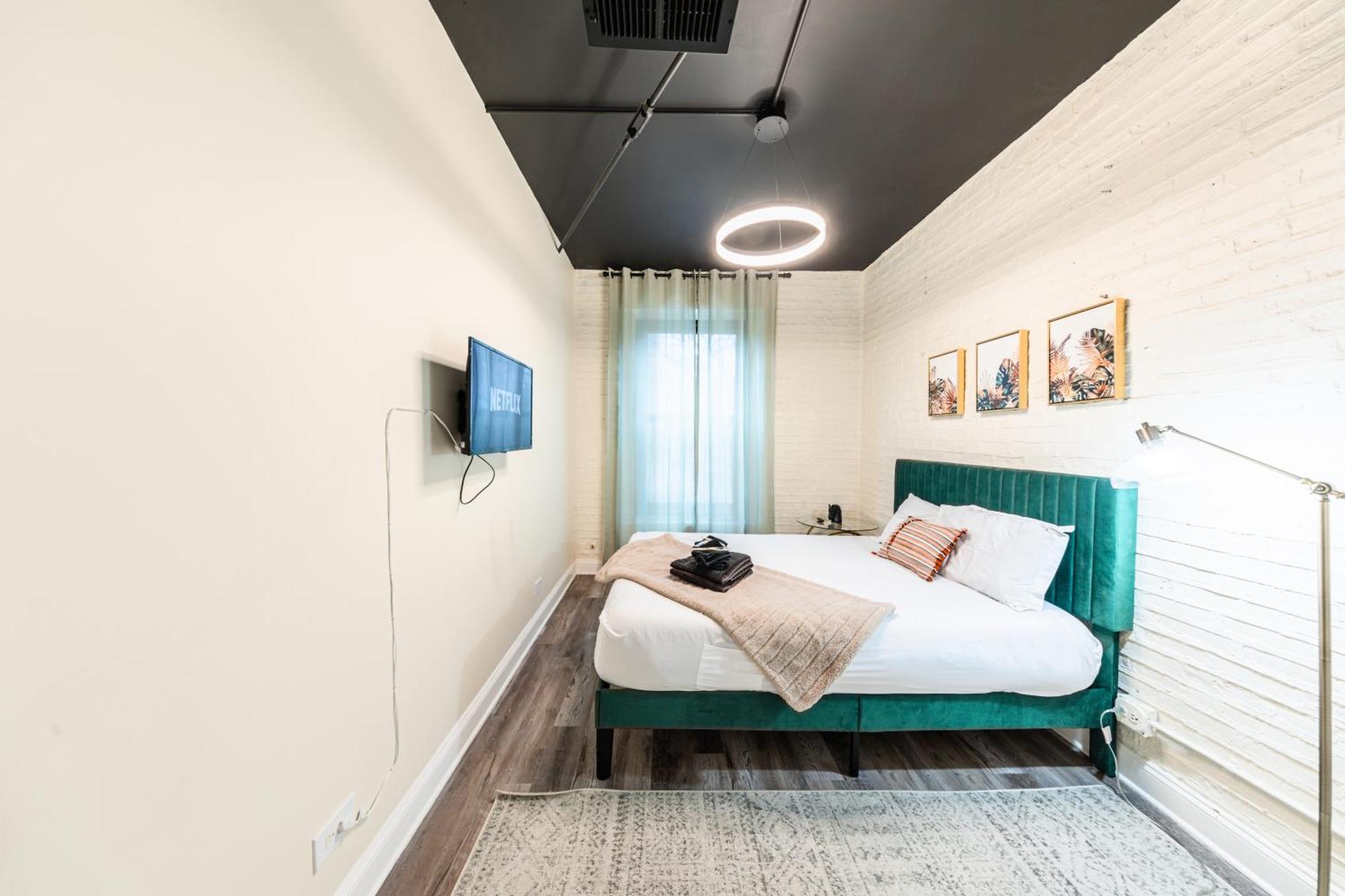 Appartement Family And Group Friendly 5br Spacious Unit With Pool Table And Optional Parking Near Mccormick Place And Soldier Field