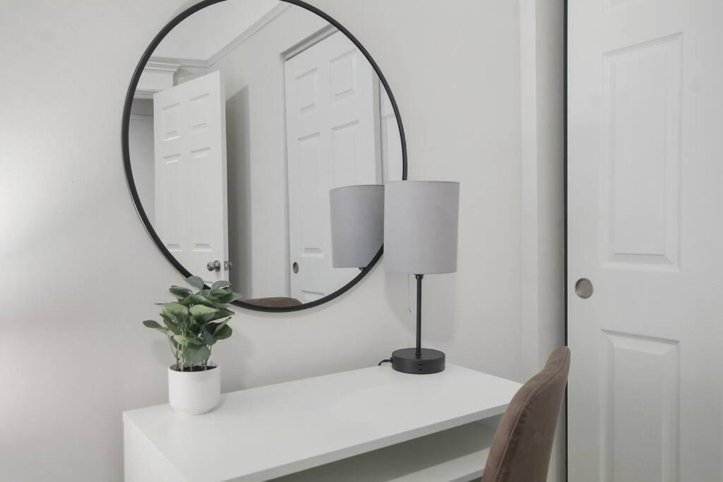 3br Vibrant In Hyde Park - Bstone 5310-1 Apartment Chicago