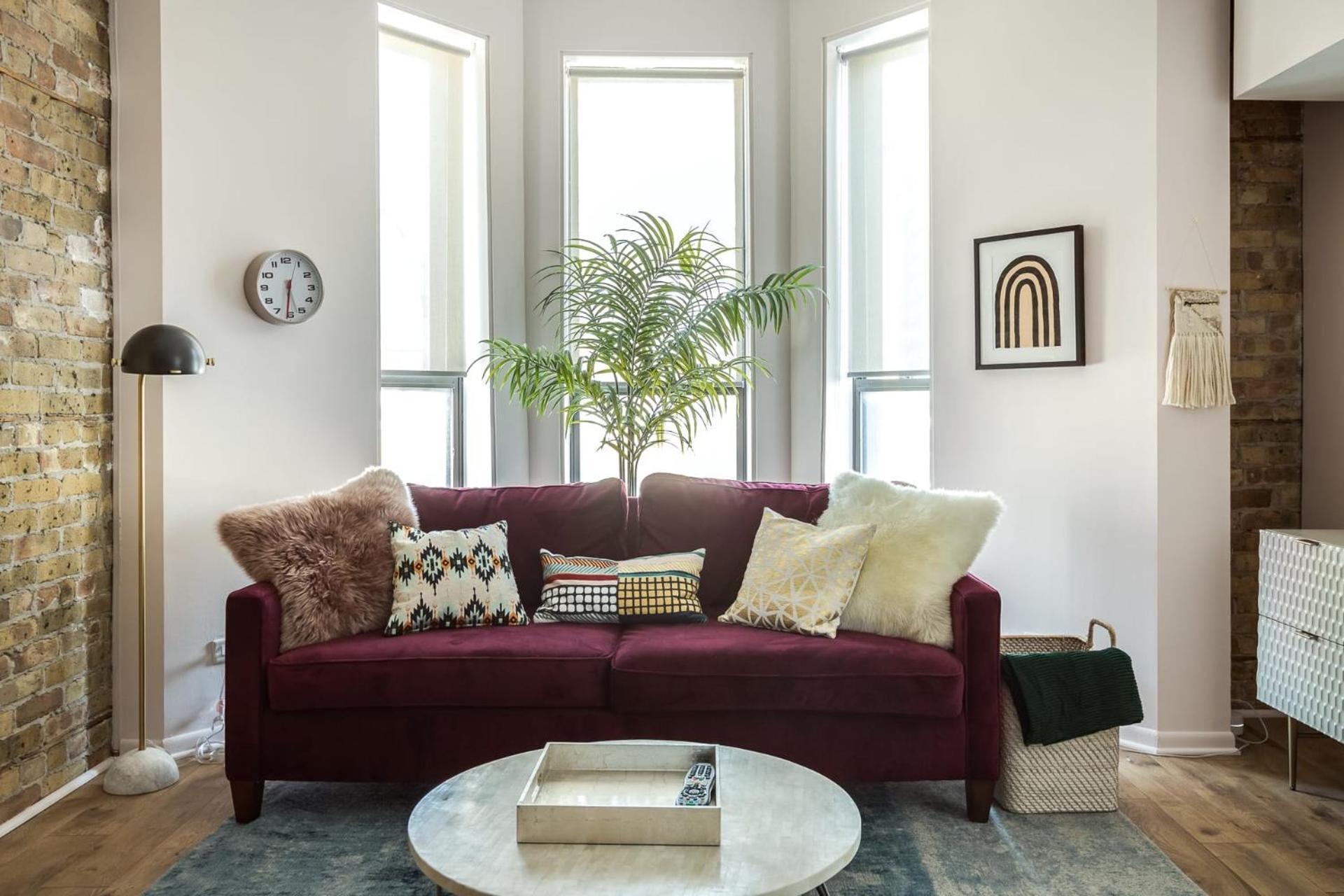 Beautifully Remodeled Second Floor Flat In River North - 2n Apartamento