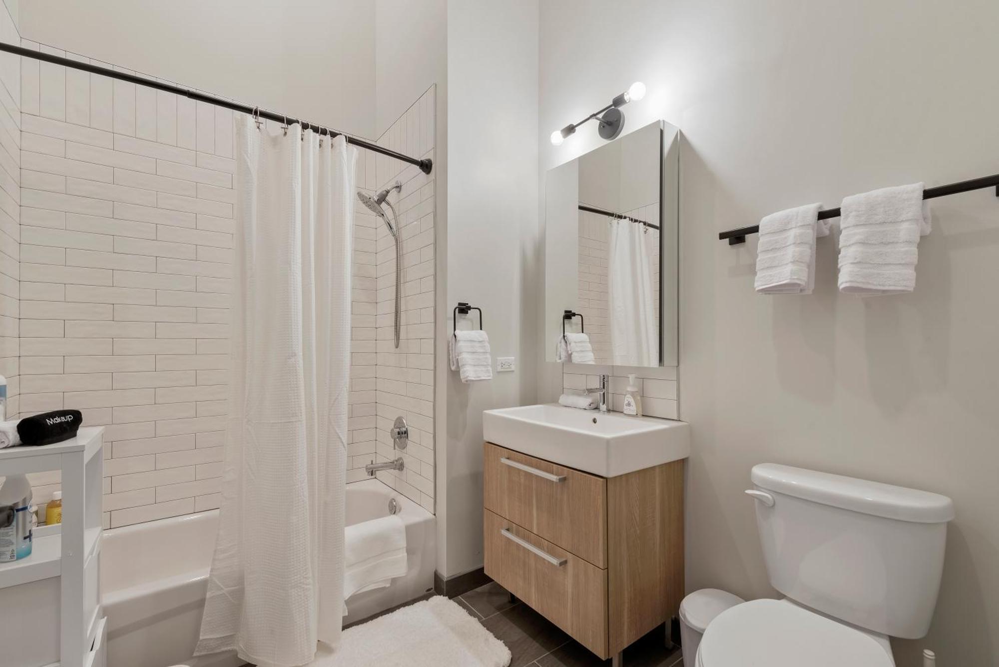 Apartment Experience Downtown At Millennium - Luxury In The Loop