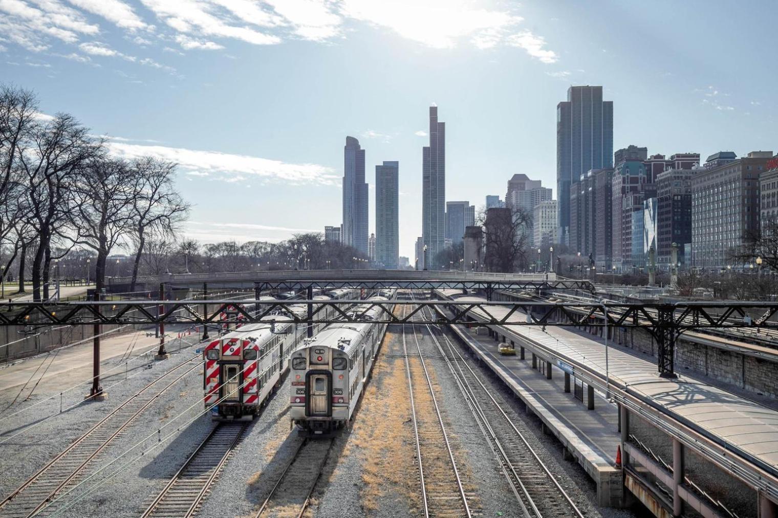 Loop 1br W Gym Roof Nr Millennium Park Chi-387