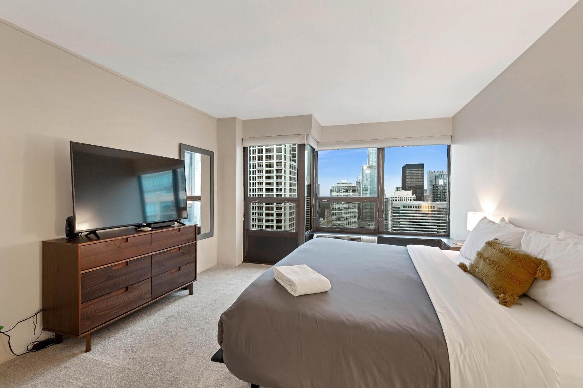 2bd River North With Million Dollar Views! Apartamento Chicago