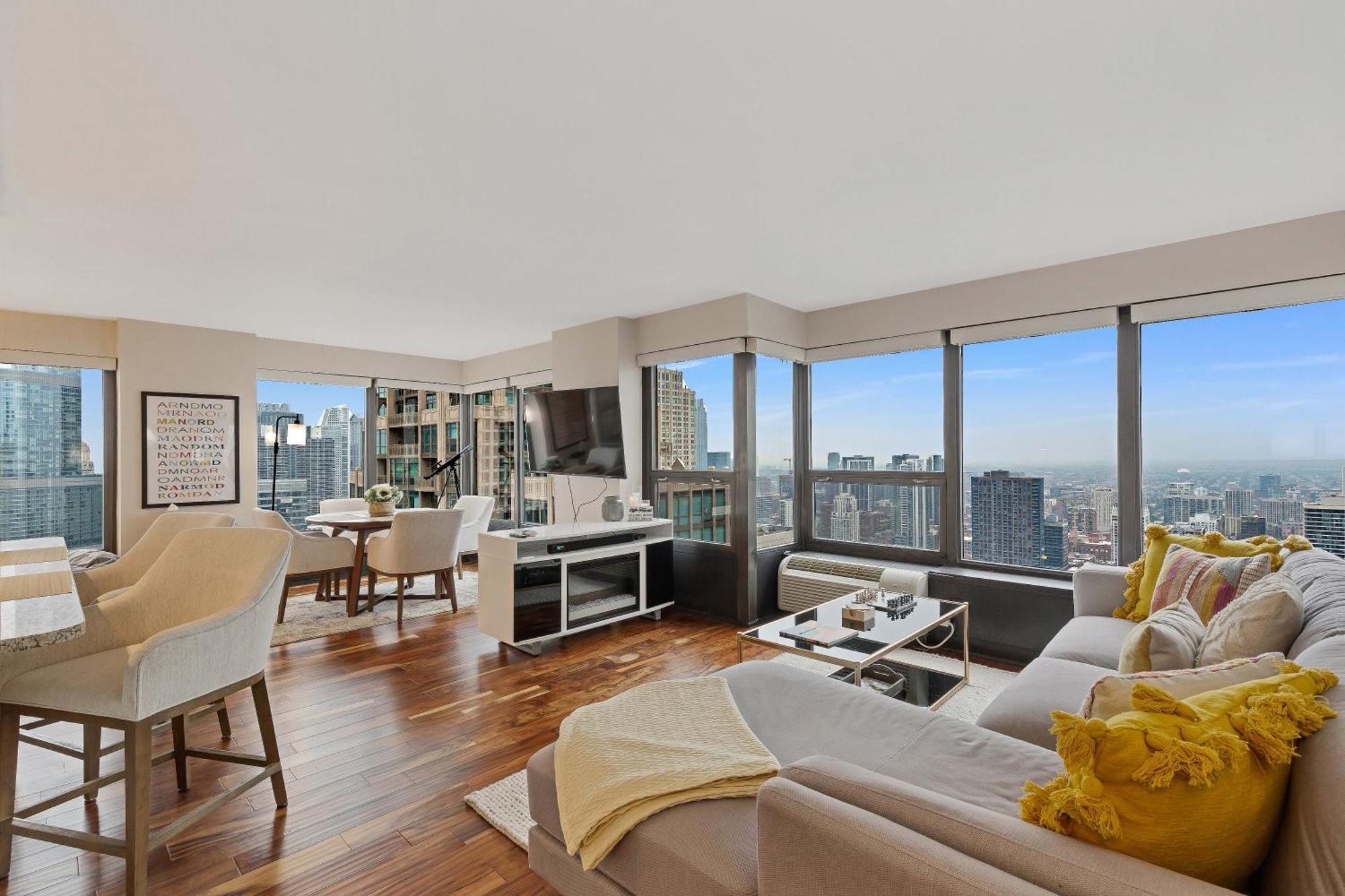 2bd River North With Million Dollar Views! Apartamento