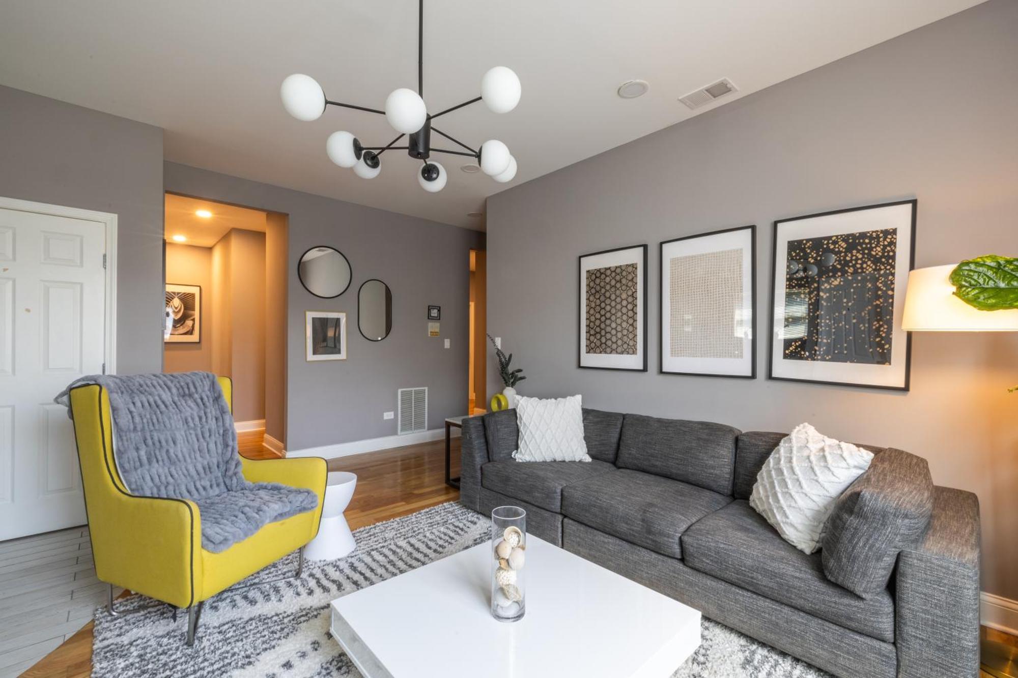 Kenwood Apartments, Downtown Hyde Park Homestay