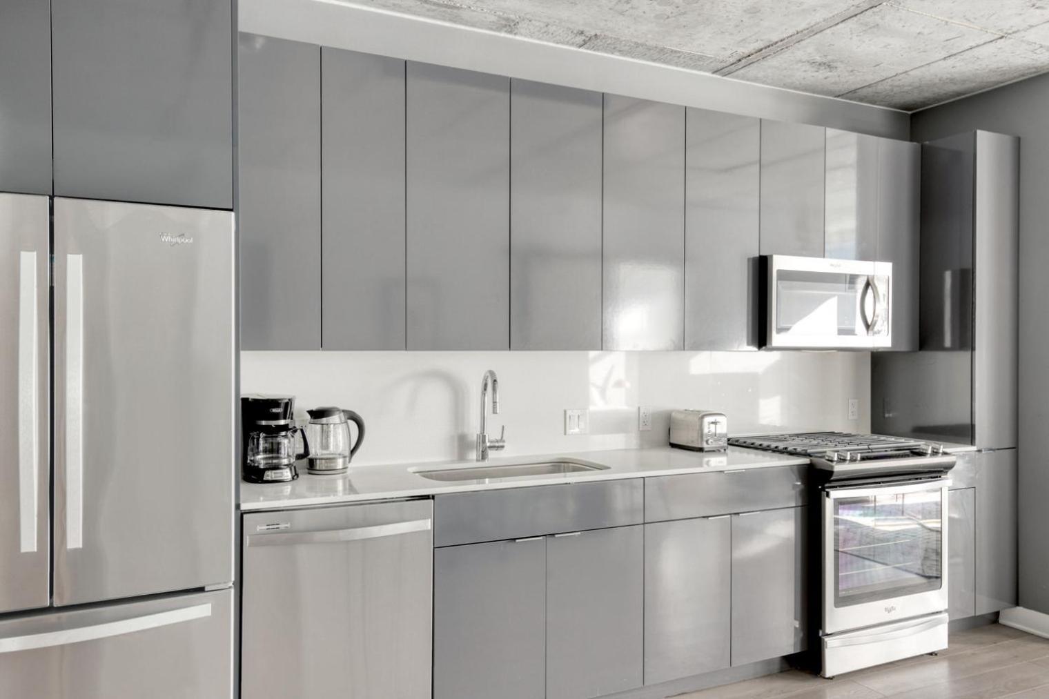 River North 1br W Gym Pool Roof Nr Riverwalk Chi-816 Apartment