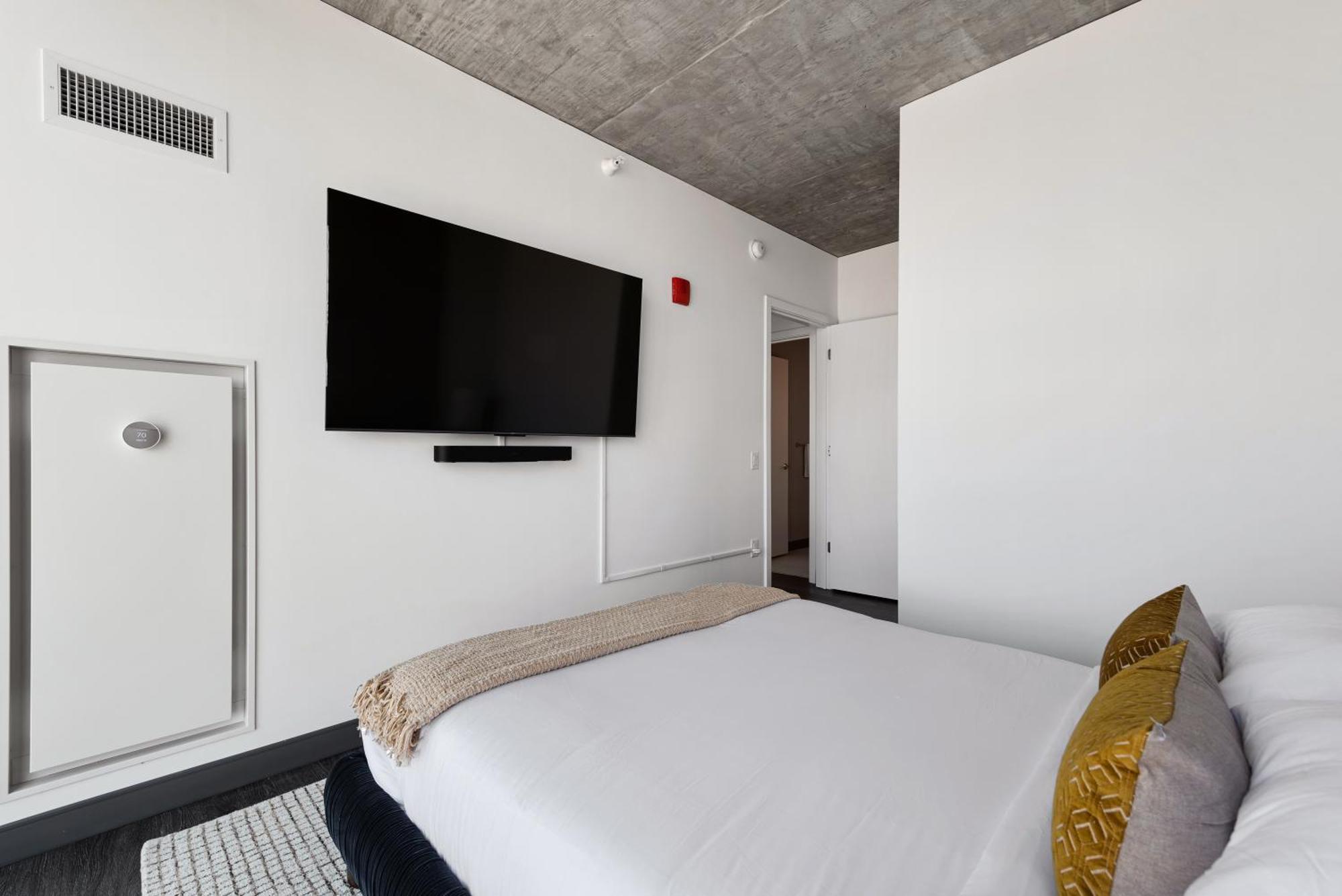 Apartment Fulbrix Bright Designer With West Loop Views *