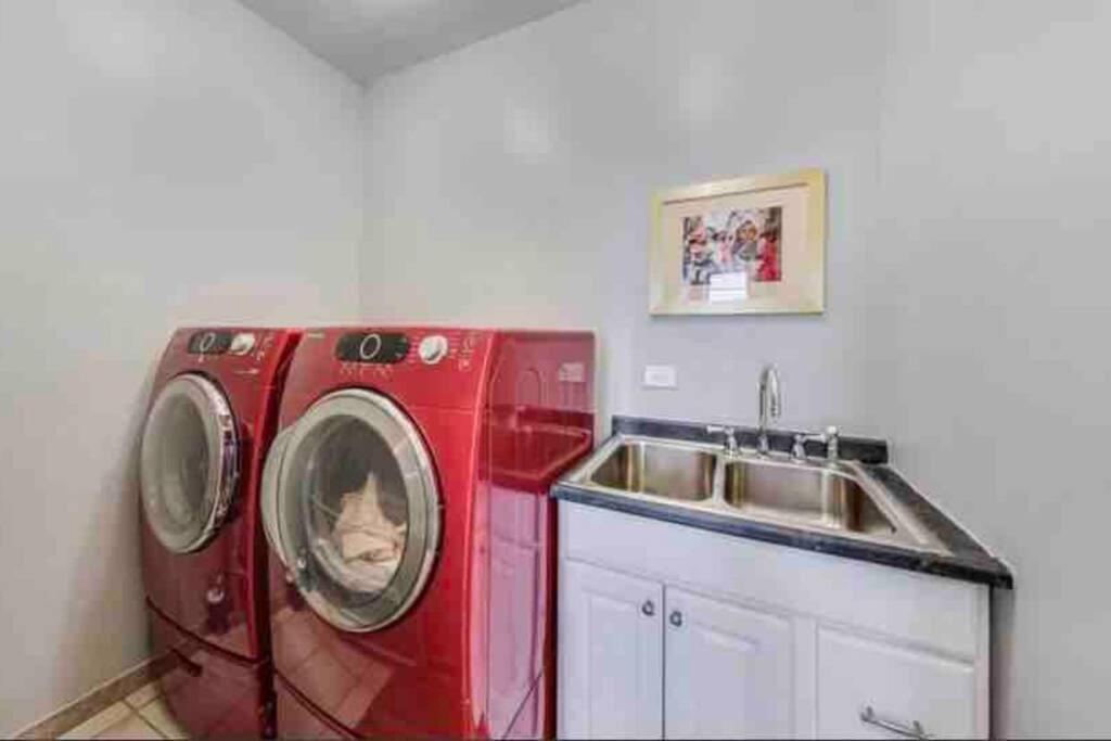 Lakefront Rooftop Parking * Chicago