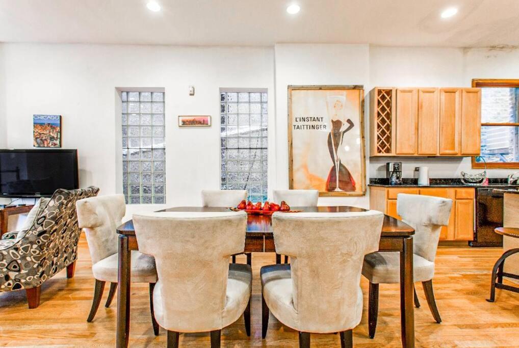 Spacious & Stylish At The Heart Of Wicker Park Apartamento Chicago