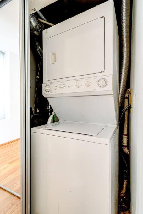 Goose Island Downtown Prime Location With Access To Patio Chi - 1