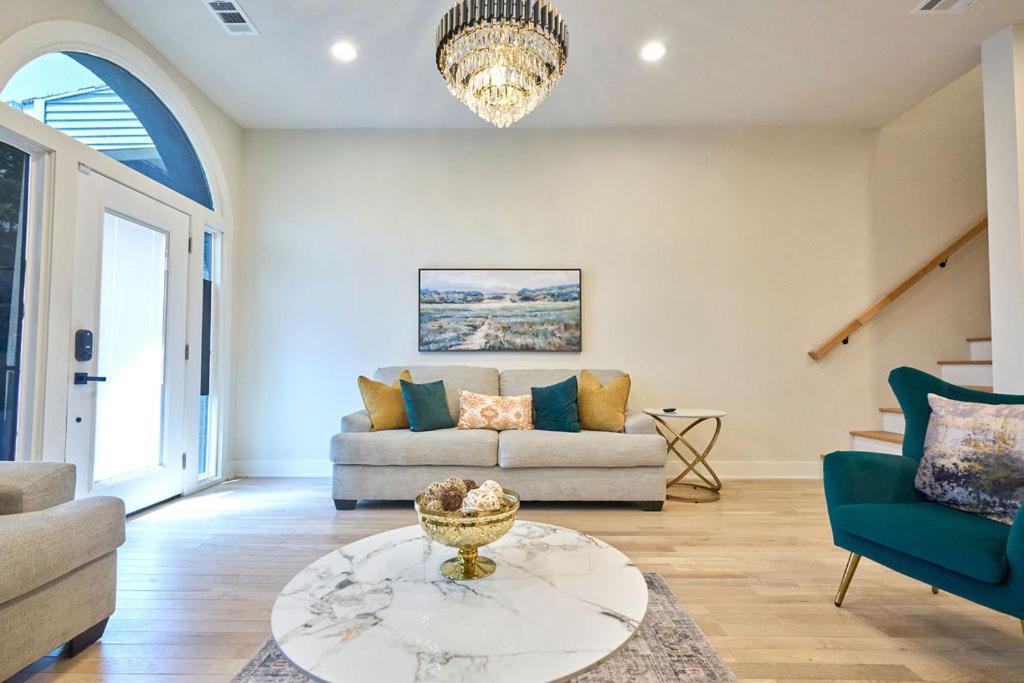 Holiday home The Urban Manor By Luxuri365 Chicago