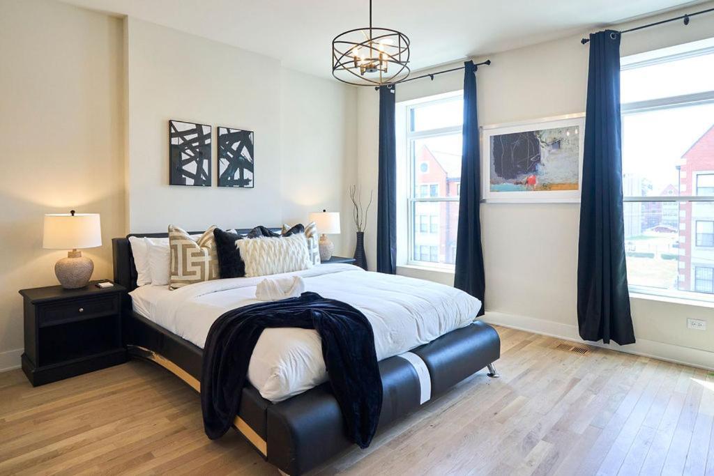 The Urban Manor By Luxuri365 Holiday home Chicago