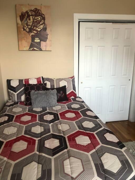 Apartment Tones Comfort Near U Of Chgo And 20min Dtwn Chgo