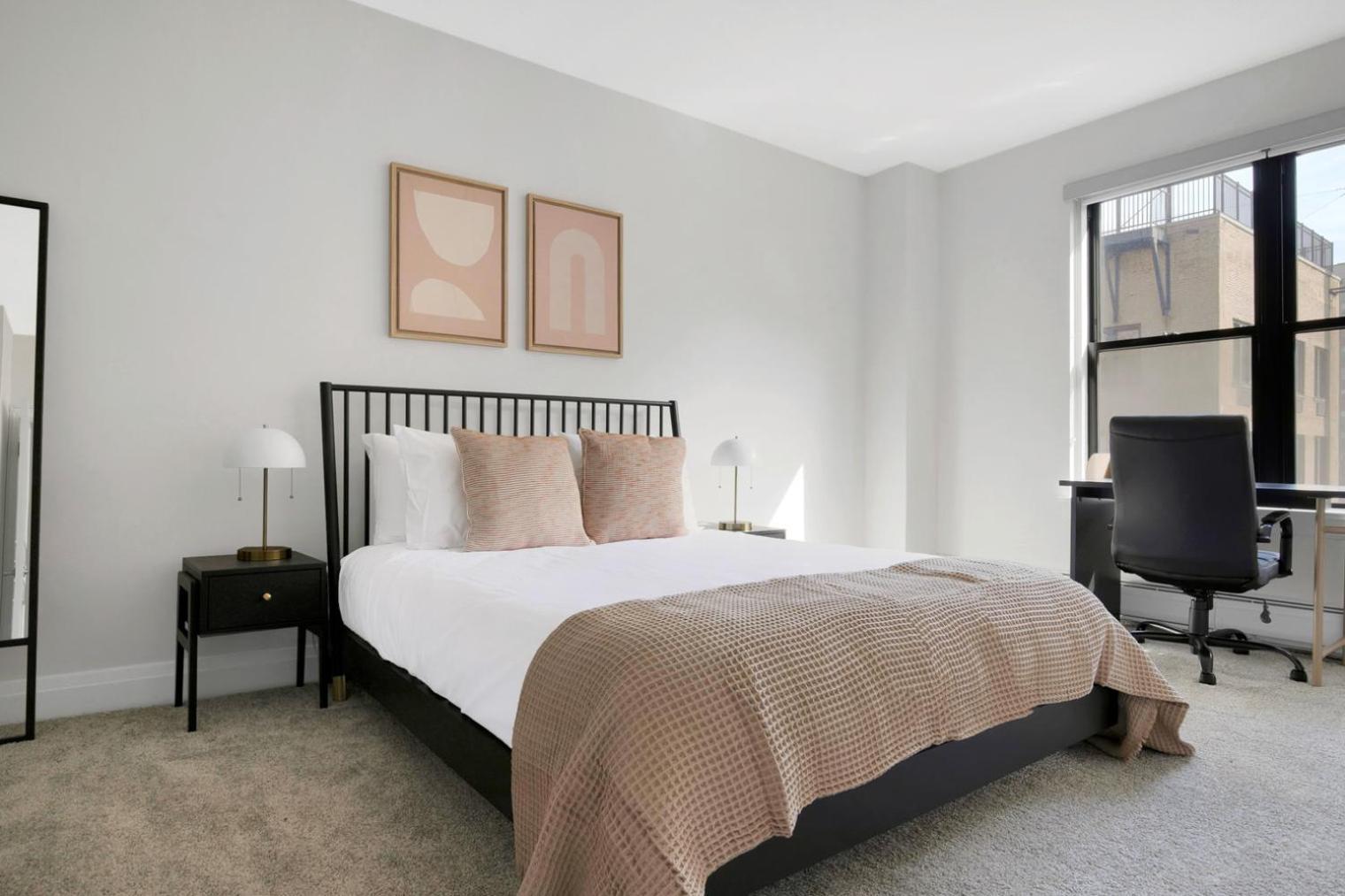 Gold Coast 1br W Gym Roof Nr Mag Mile Chi-623 *