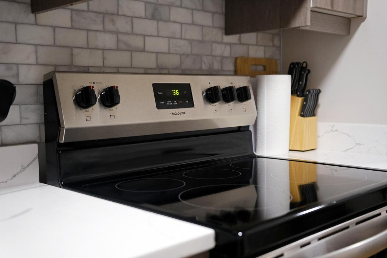 Luxurious New Remodeled Apartment