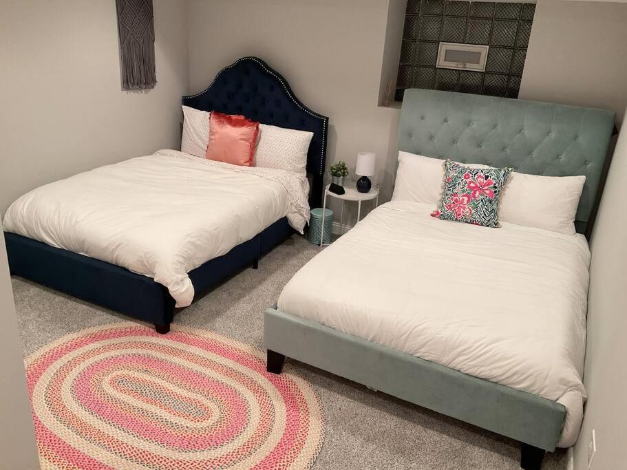 Holiday home Boutique Garden House 3-story Sleeps 12 *