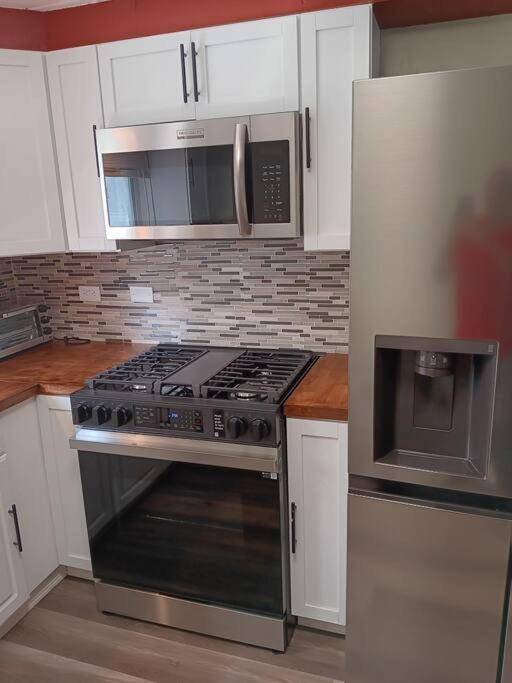 Apartment Near Midway Airport