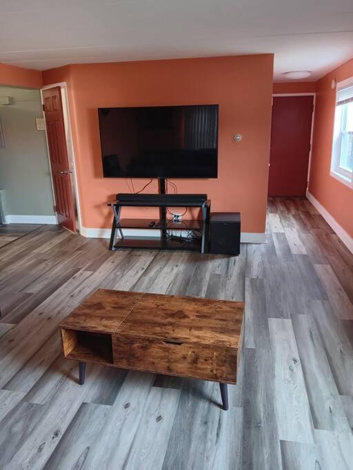 Near Midway Airport *