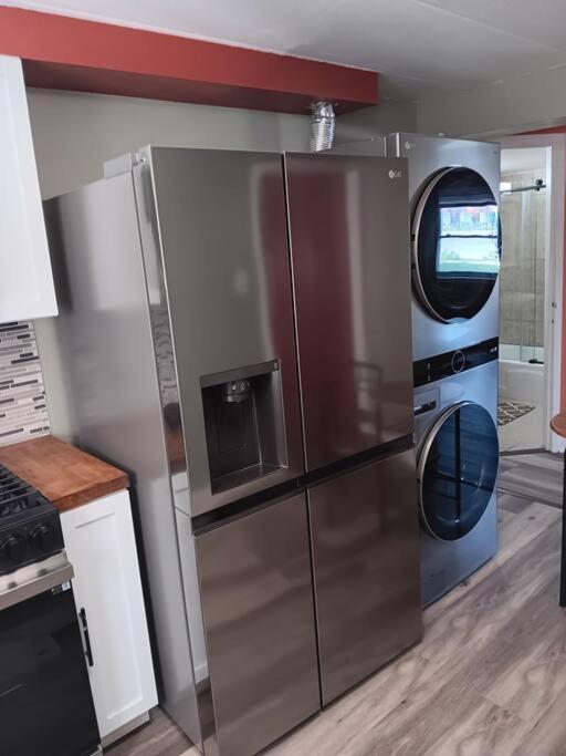 Near Midway Airport Apartment Chicago