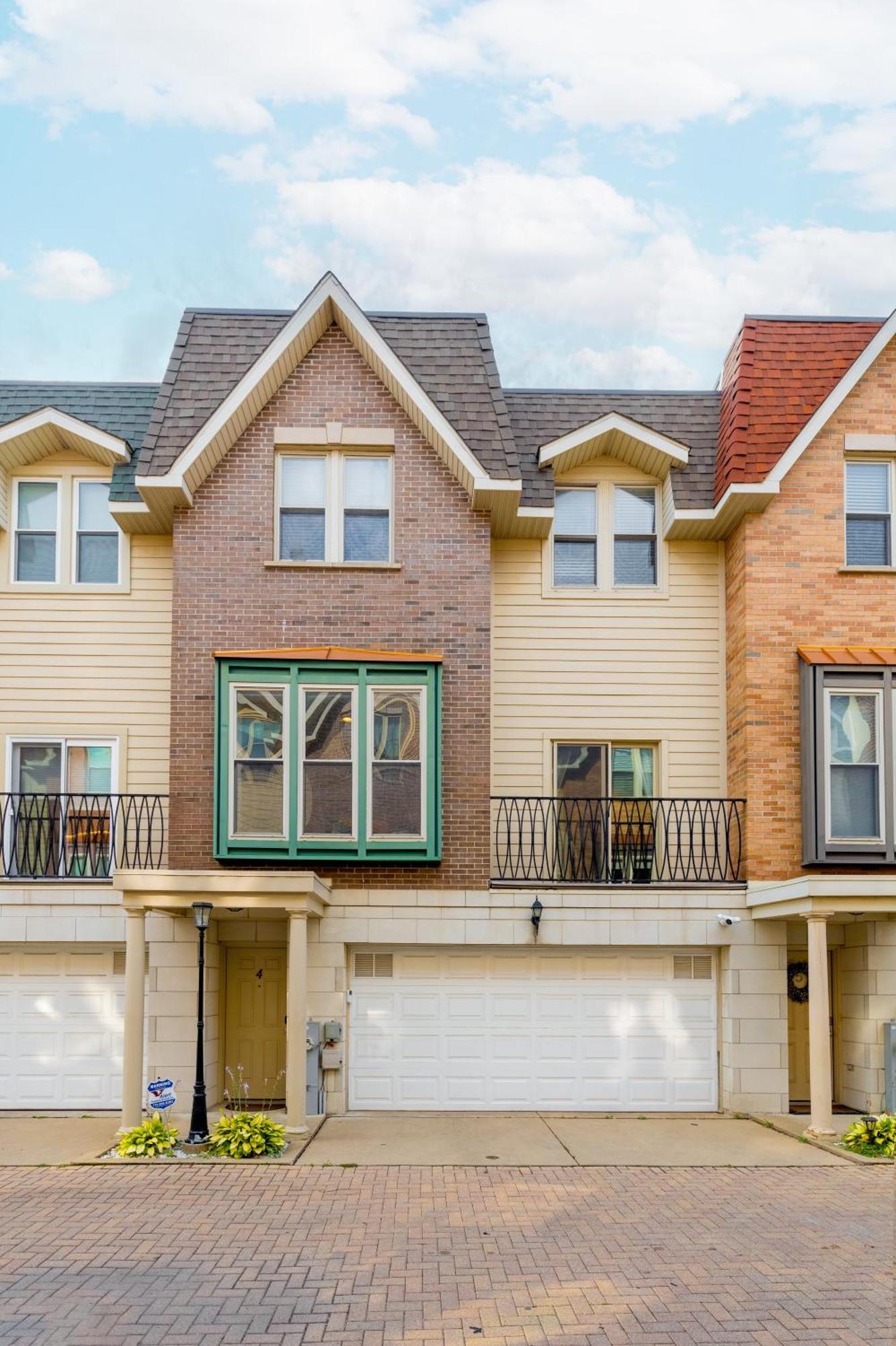 Windy Getaway - 3br 2ba Townhouse Hébergement de vacances *