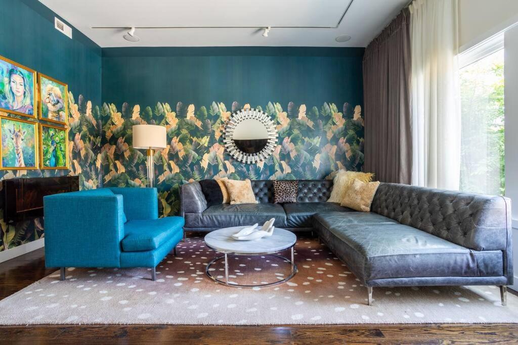 Duplex 3 Bed 2 Bat Steps From Lincoln Square