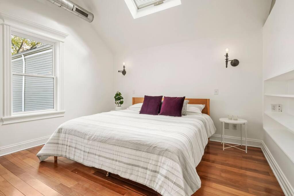 Roscoe Village Family Hideaway *