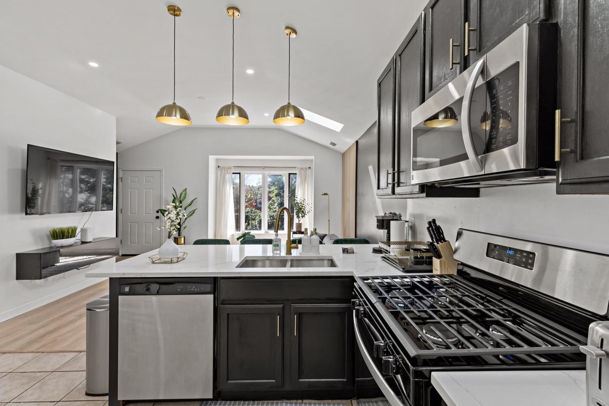 The Haven, Great Location Near Downtown, Medical District And United Center Apartment *