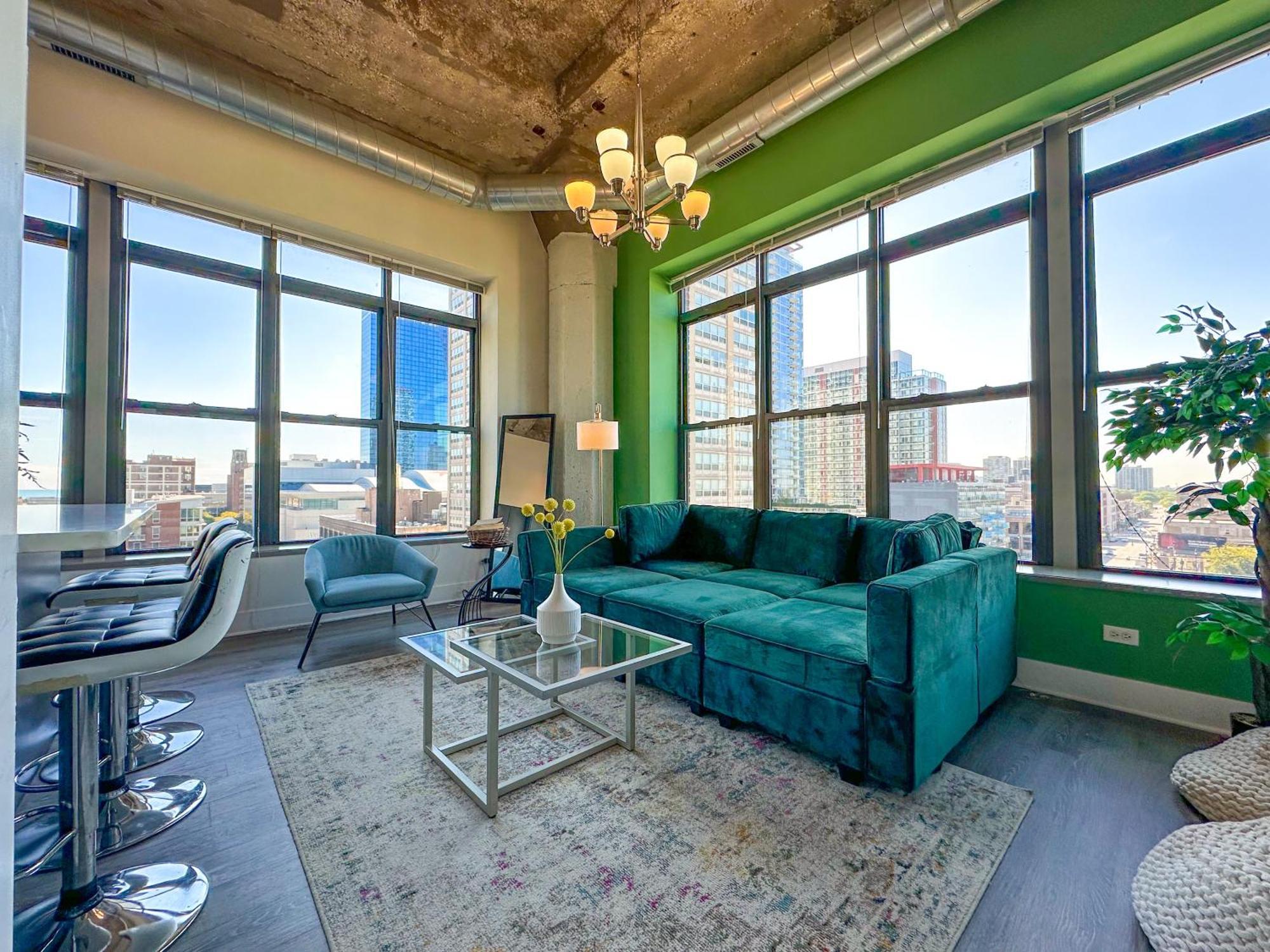 Luxury 2br With Optional Parking And Gym Access Near Mccormick Place And Soldier Field * Chicago