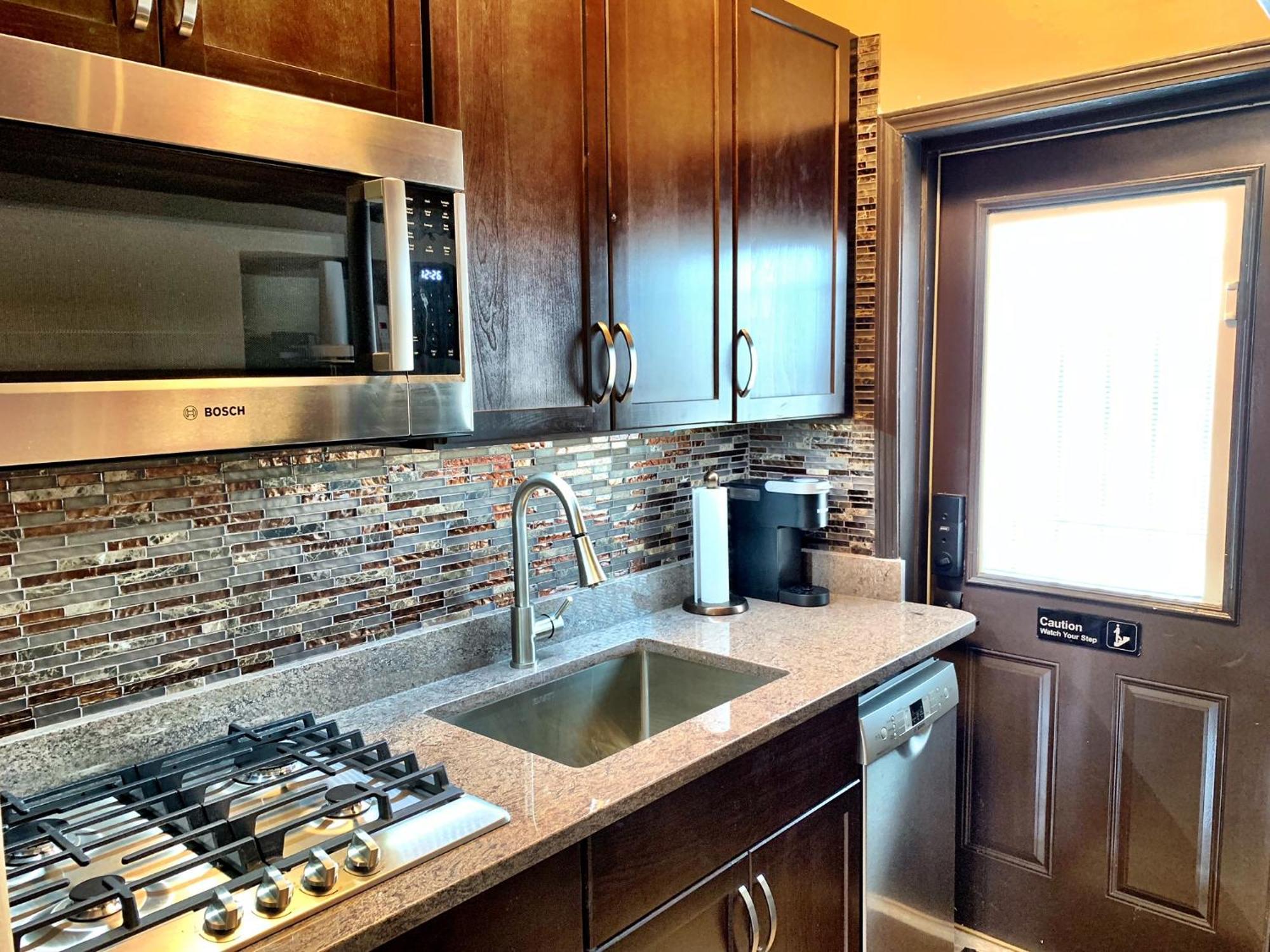 Apartment The Picasso On Lincoln Park