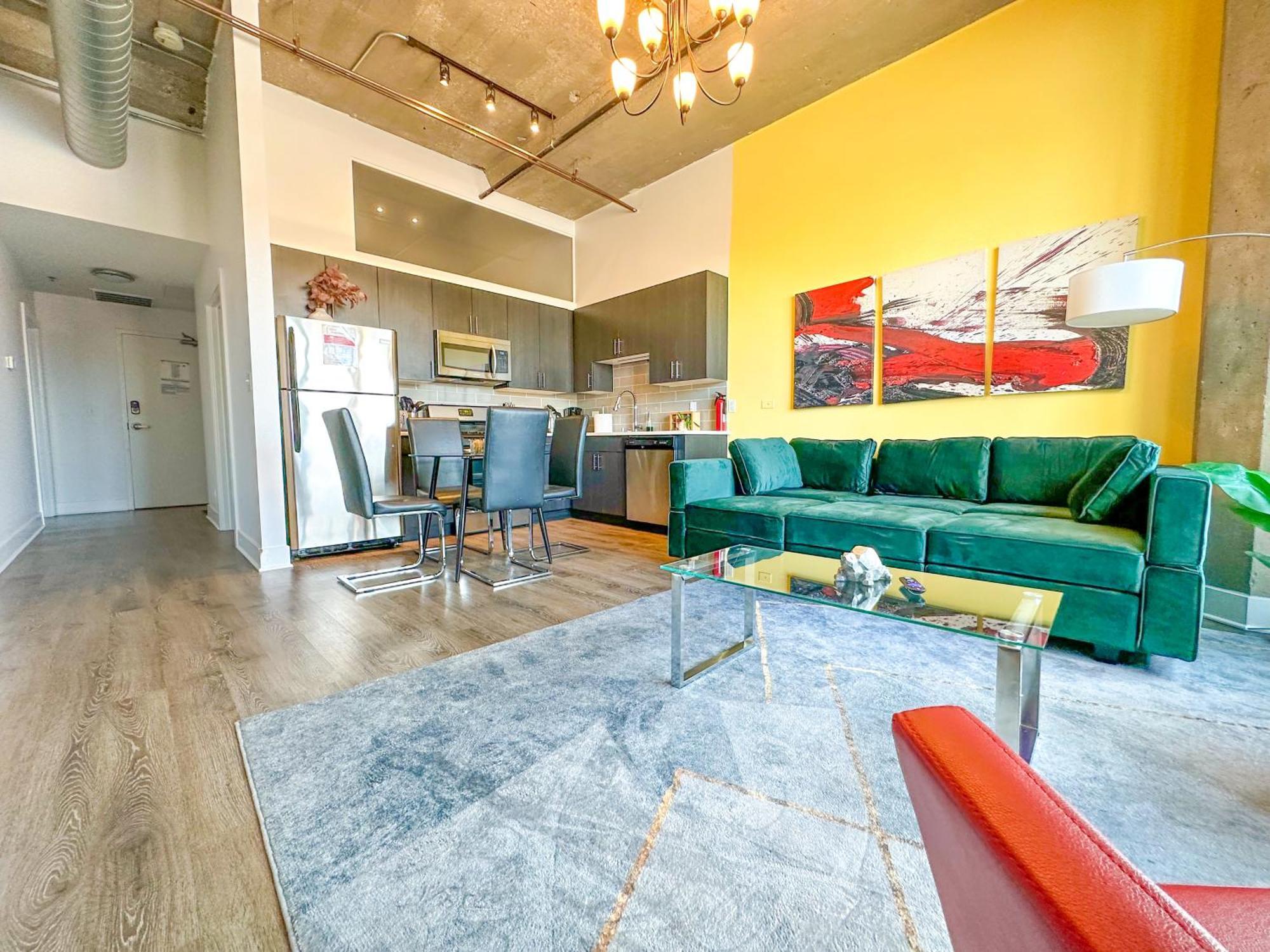 Business Ready 2br In South Loop With Skyline View, Optional Parking & Gym Access Close To Mccormick, Downtown & Cta Apartamento *