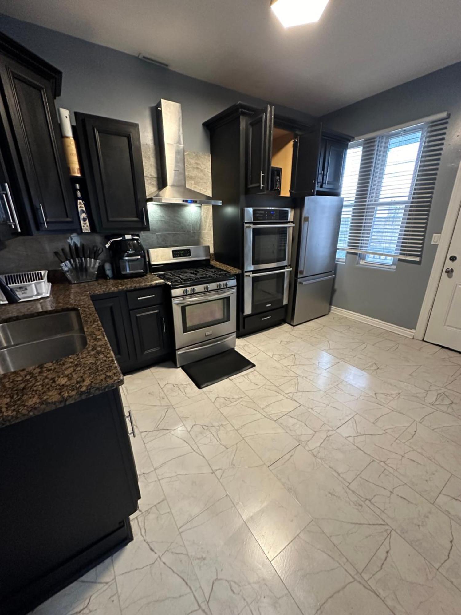 Spacious 3br Apt Apartment Chicago