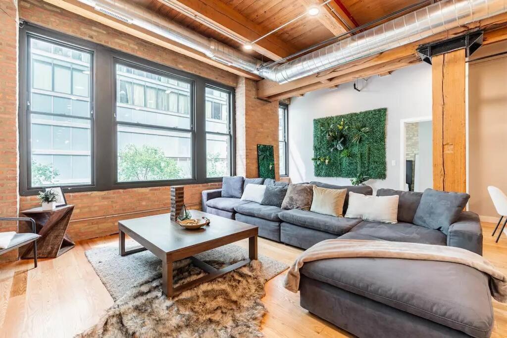 201loft Downtown Spacious Loft Sleeps 10 Apartamento Chicago