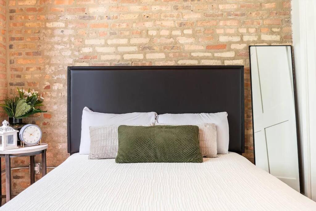 201loft Downtown Spacious Loft Sleeps 10 Apartamento