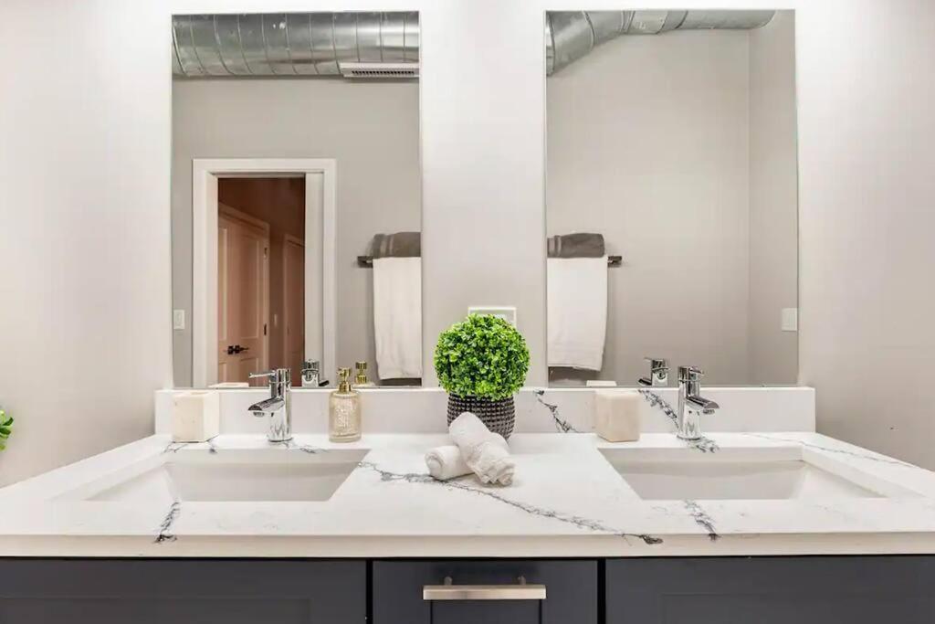 Apartamento 201loft Downtown Spacious Loft Sleeps 10