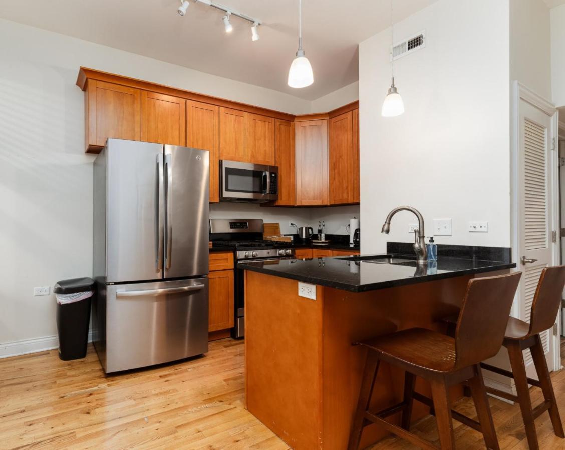 Apartment Wicker Park 2br Modern Dv3 *