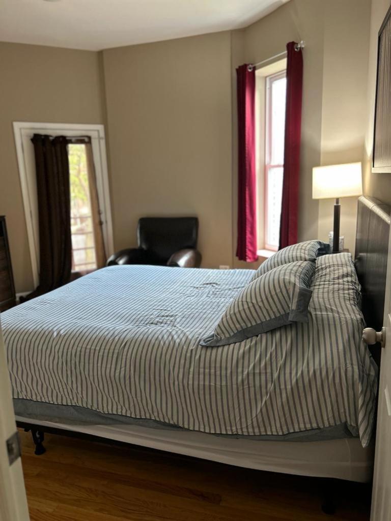 Homestay Luxury Bedroom One *