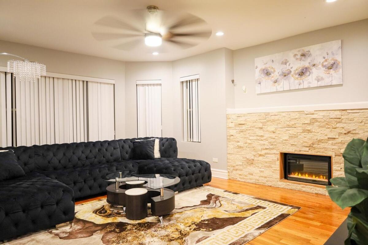 Apartment Gorgeous 4bdr In Chicago,15mins From Dwtn Chicago