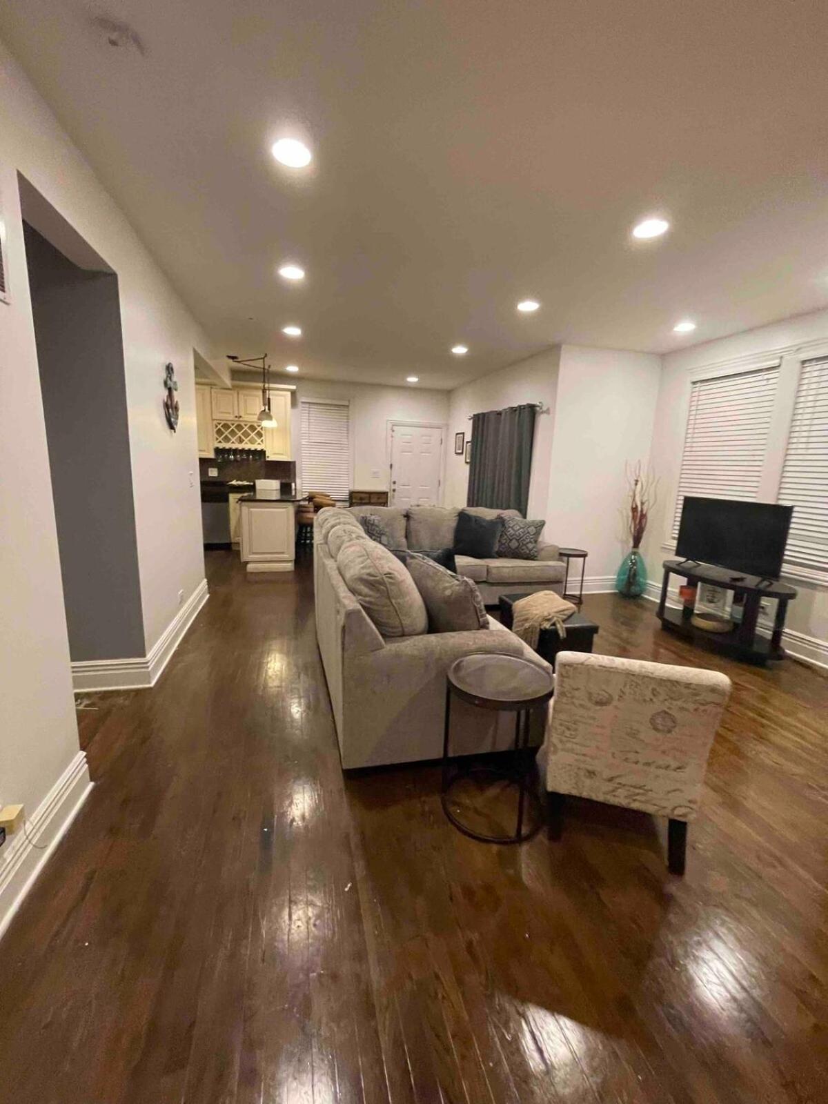 Woodlawn Oasis Chicago