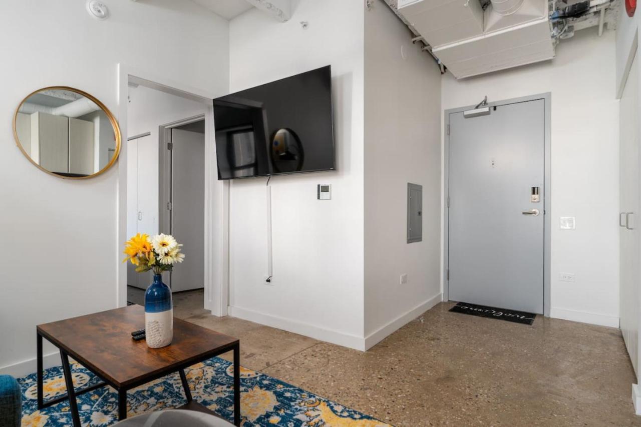 Apartment Regal Stylish Uptown Loft Beachfront Rooftopwfhgym