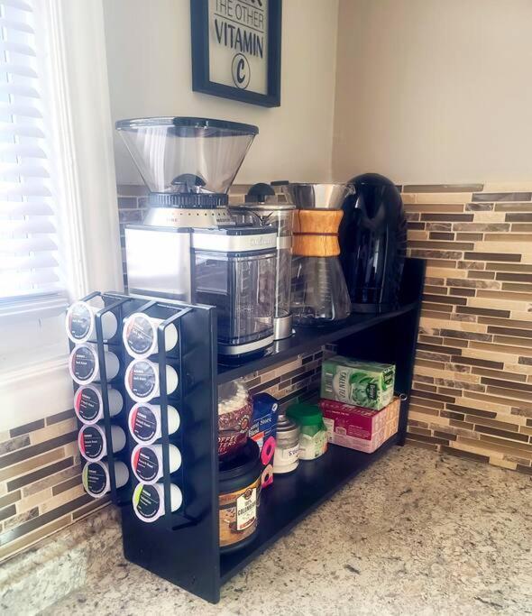 Hermosa House Eco-home - Peaceful Quiet 3br, Free Parking, Solar Powered, By Logan Square * Chicago