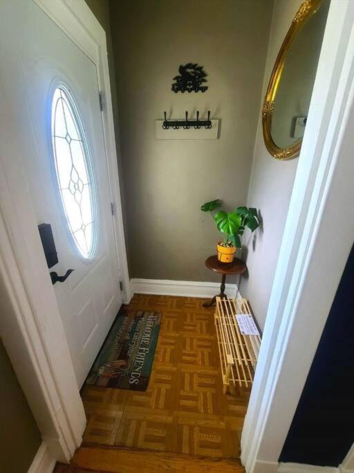 Hermosa House Eco-home - Peaceful Quiet 3br, Free Parking, Solar Powered, By Logan Square * Chicago