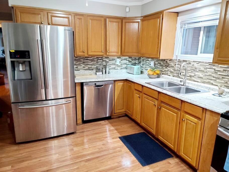 Apartment Hermosa House Eco-home - Peaceful Quiet 3br, Free Parking, Solar Powered, By Logan Square *