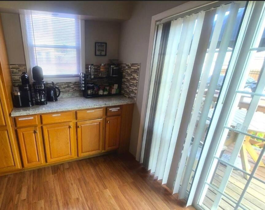 Hermosa House Eco-home - Peaceful Quiet 3br, Free Parking, Solar Powered, By Logan Square