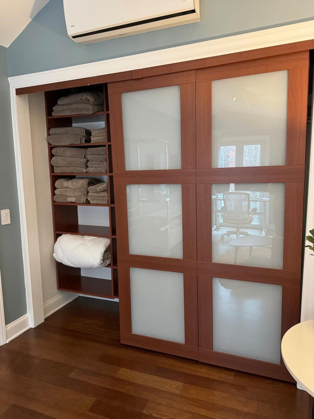 Casa de Férias 3-story Townhome Free Parking Private Patio Washer-dryer