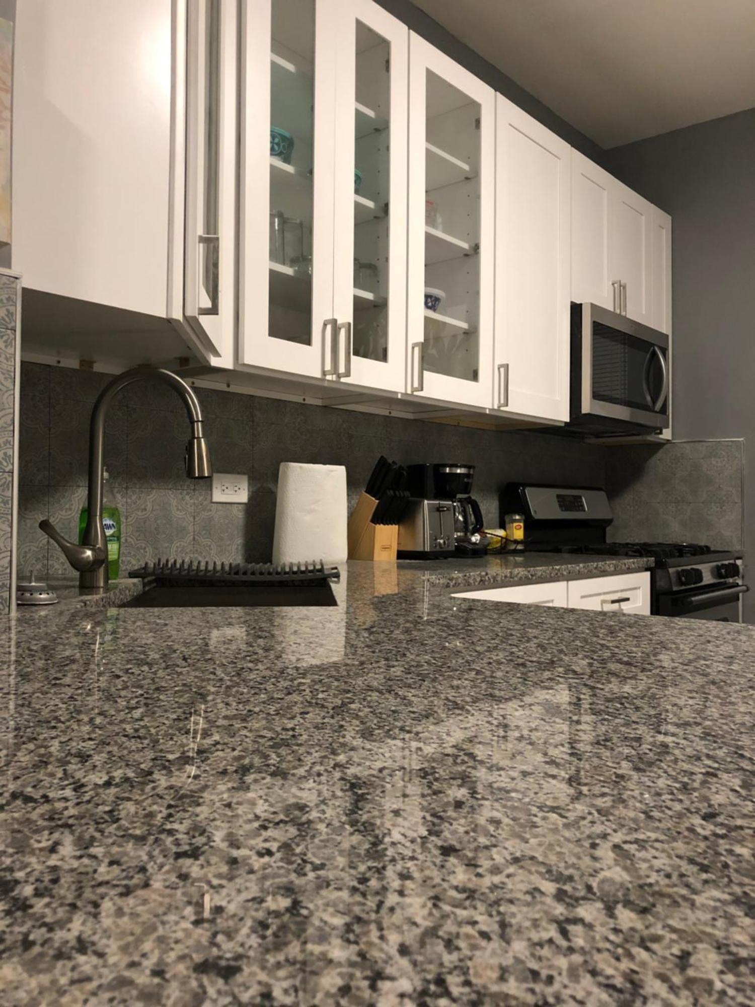 Apartment Urban Coach Penthouse - Near Train, Medical District, And Downtown *