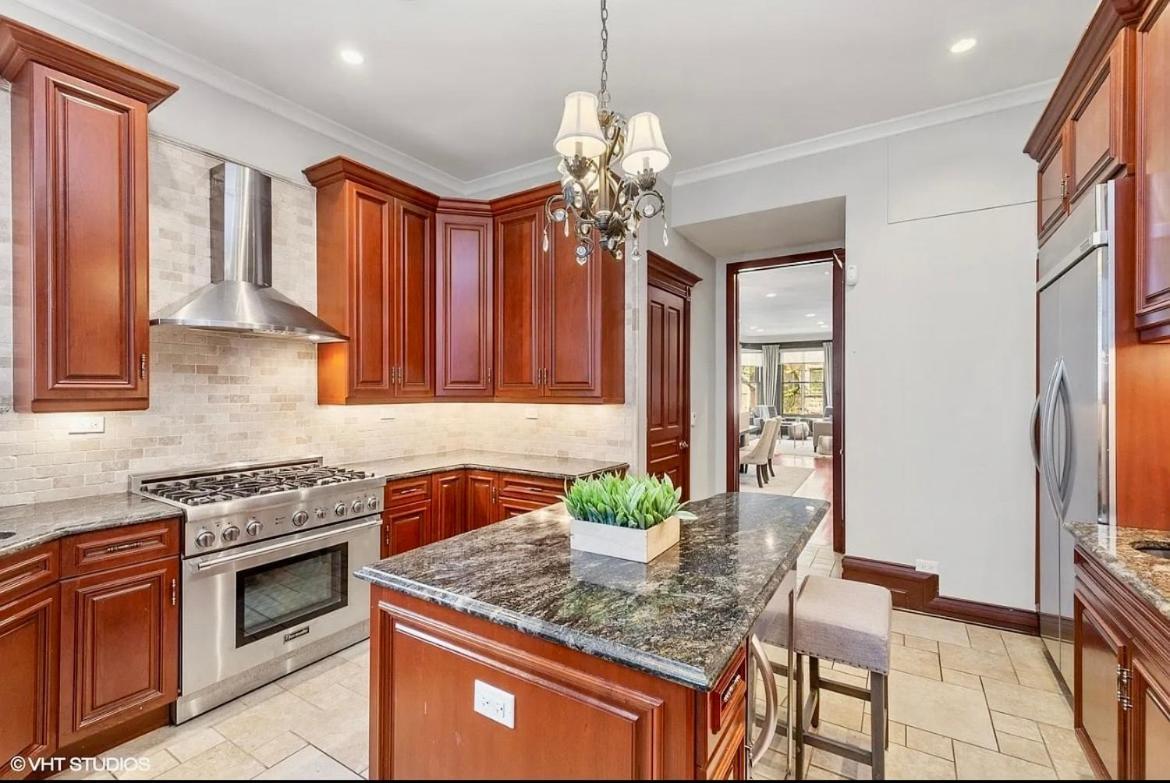 Spectacular Gilded Age 6 Bedroom Gold Coast Mansion With Deck * Chicago